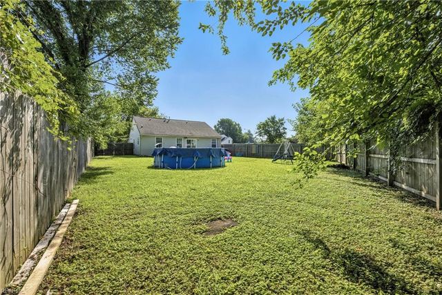 410 Collier CRES, Suffolk, VA 23434