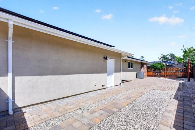 1514 Barton Drive, Sunnyvale, CA 94087