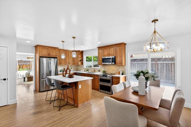 1514 Barton Drive, Sunnyvale, CA 94087