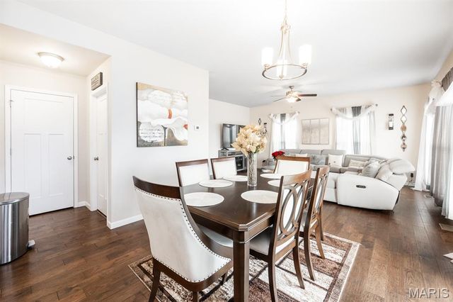 850 Bluff Ridge Lane, Shiloh, IL 62221