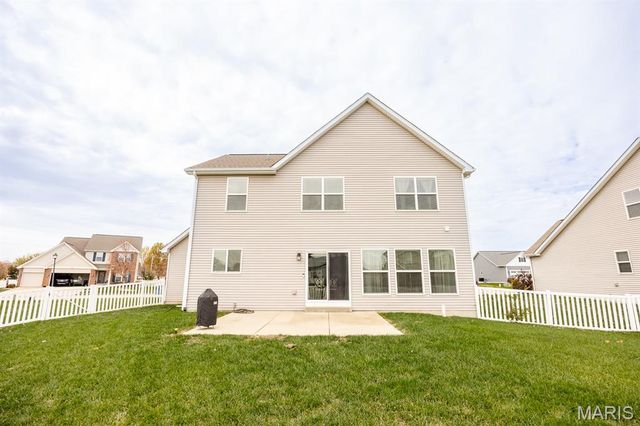 850 Bluff Ridge Lane, Shiloh, IL 62221