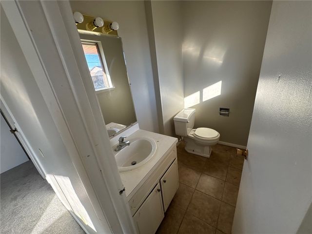 811 N 15th Street, Rogers, AR 72756