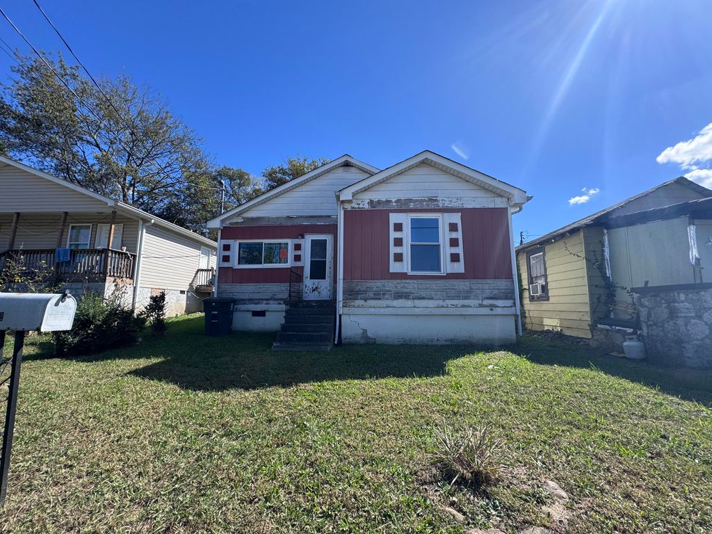 2432 Dodds Avenue, Chattanooga, TN 37407