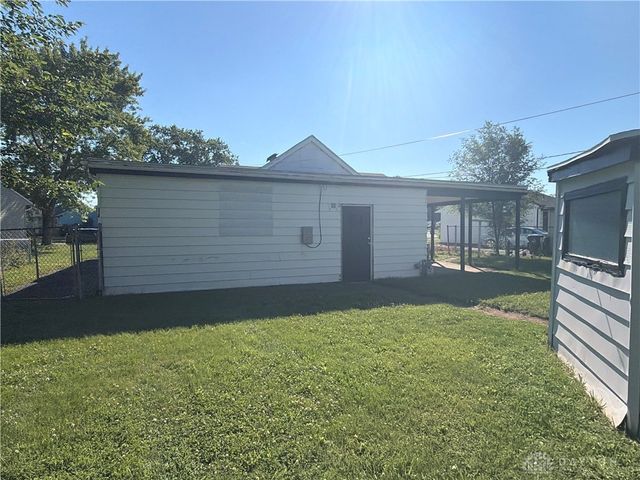713 Flintridge Drive, Fairborn, OH 45324