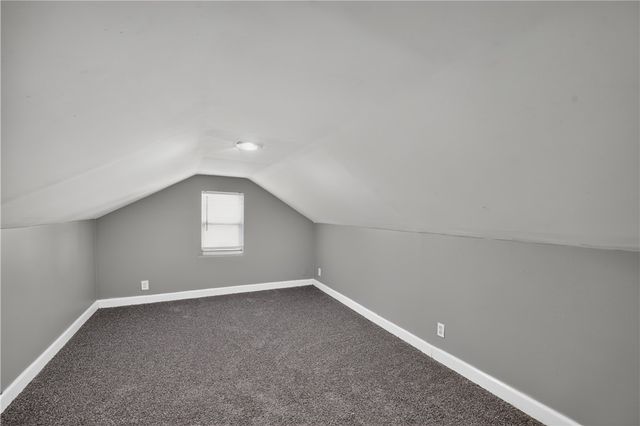 713 Flintridge Drive, Fairborn, OH 45324