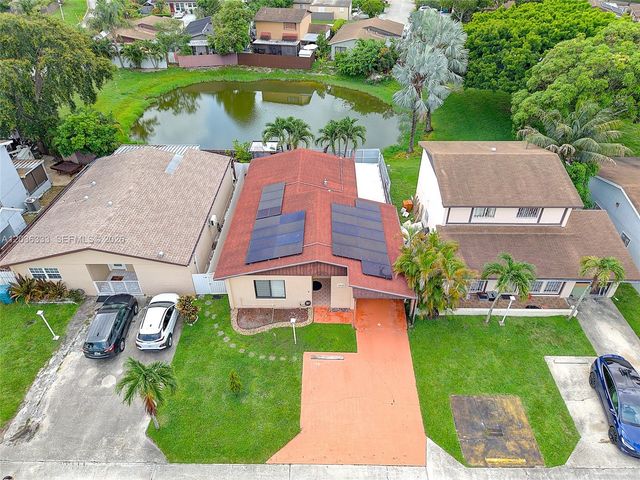 5412 NW 193rd Lane, Miami Gardens, FL 33055