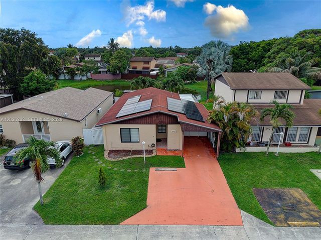5412 NW 193rd Lane, Miami Gardens, FL 33055