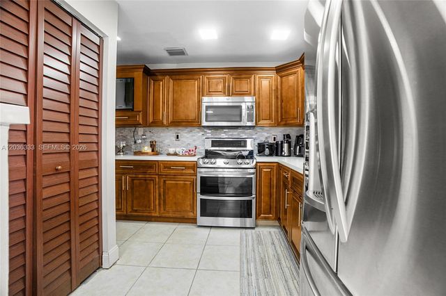 5412 NW 193rd Lane, Miami Gardens, FL 33055