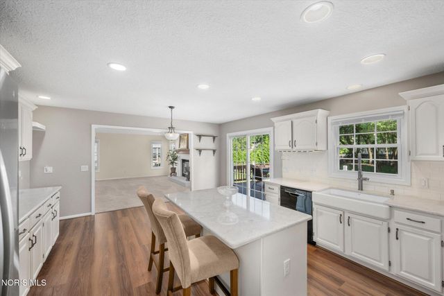 5024 Hunters Green Drive, Toledo, OH 43623