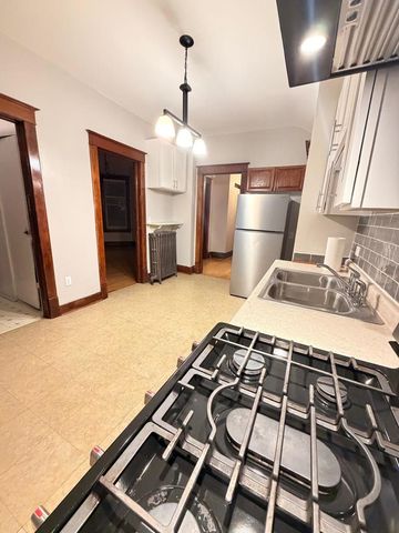 13331 S Commercial Avenue 1, Chicago, IL 60633