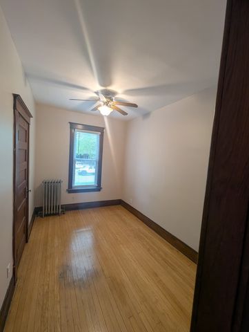 13331 S Commercial Avenue 1, Chicago, IL 60633