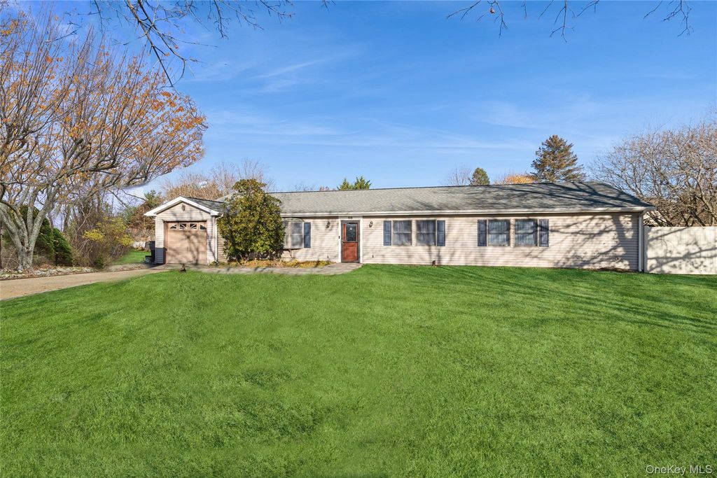 68 Oleeta Road, Mount Sinai, NY 11766