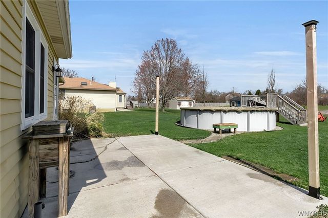 12 Rollingwood Drive, Lancaster, NY 14086