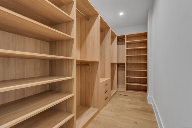 132 Summer Hill Road, Madison, CT 06443