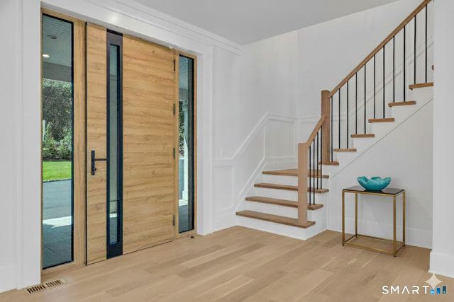 132 Summer Hill Road, Madison, CT 06443