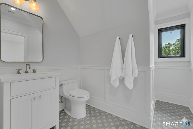 132 Summer Hill Road, Madison, CT 06443