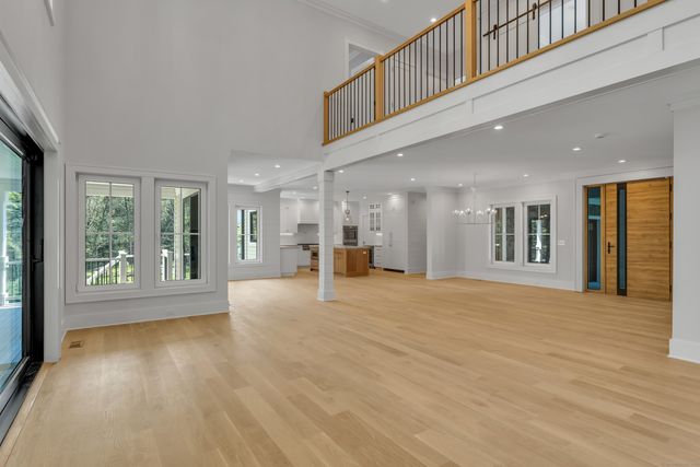 132 Summer Hill Road, Madison, CT 06443