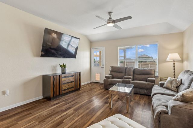 1445 Fairhaven GTWY, Georgetown, TX 78626