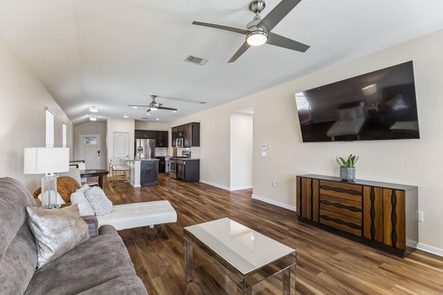 1445 Fairhaven GTWY, Georgetown, TX 78626