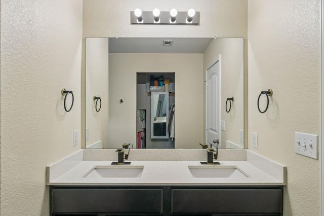 1445 Fairhaven GTWY, Georgetown, TX 78626