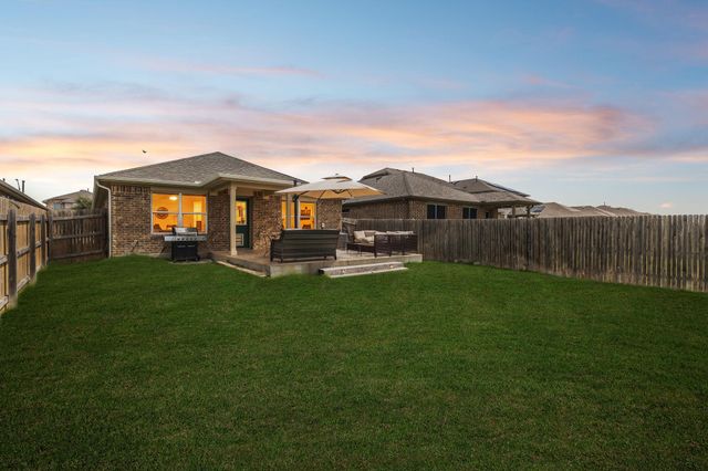 1445 Fairhaven GTWY, Georgetown, TX 78626