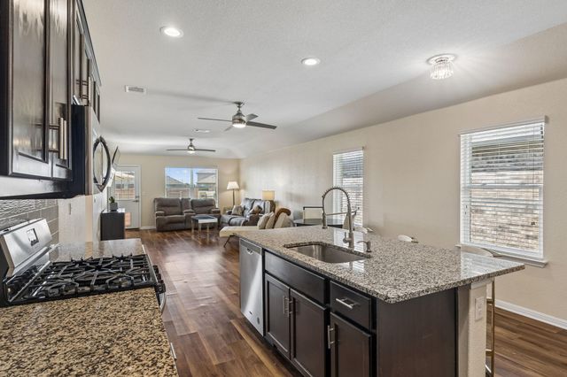 1445 Fairhaven GTWY, Georgetown, TX 78626