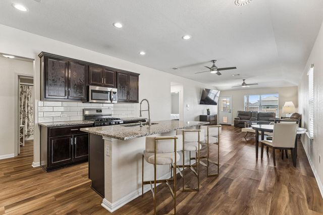 1445 Fairhaven GTWY, Georgetown, TX 78626