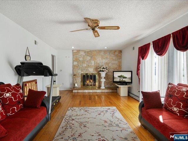 81 Hastings Avenue, Nutley, NJ 07110