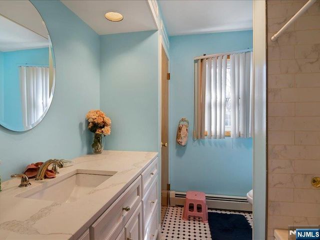 81 Hastings Avenue, Nutley, NJ 07110