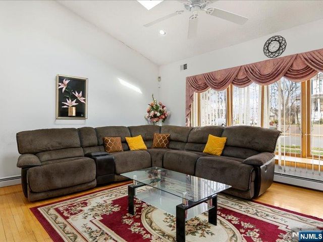 81 Hastings Avenue, Nutley, NJ 07110
