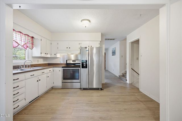 2222 Lynette Drive, Greensboro, NC 27403