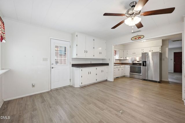 2222 Lynette Drive, Greensboro, NC 27403