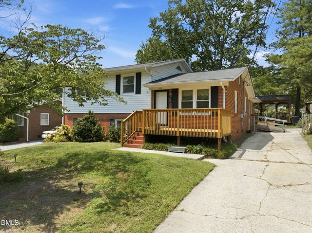 2222 Lynette Drive, Greensboro, NC 27403