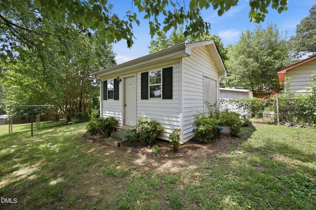 2222 Lynette Drive, Greensboro, NC 27403