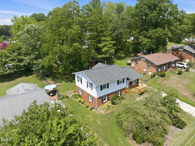 2222 Lynette Drive, Greensboro, NC 27403
