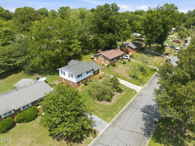 2222 Lynette Drive, Greensboro, NC 27403