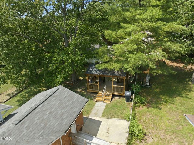 2222 Lynette Drive, Greensboro, NC 27403