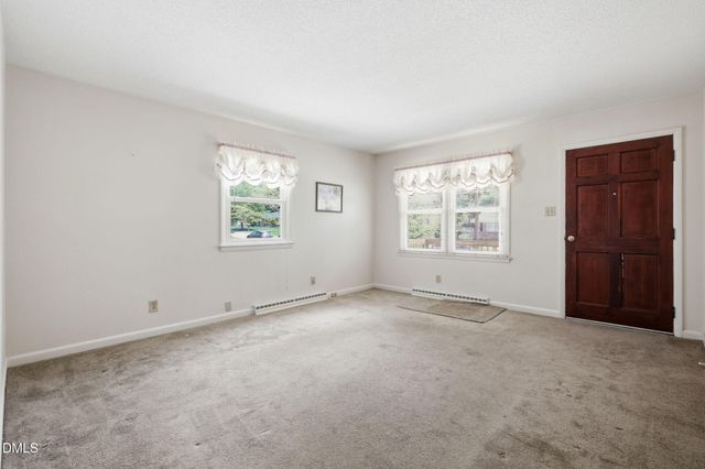 2222 Lynette Drive, Greensboro, NC 27403