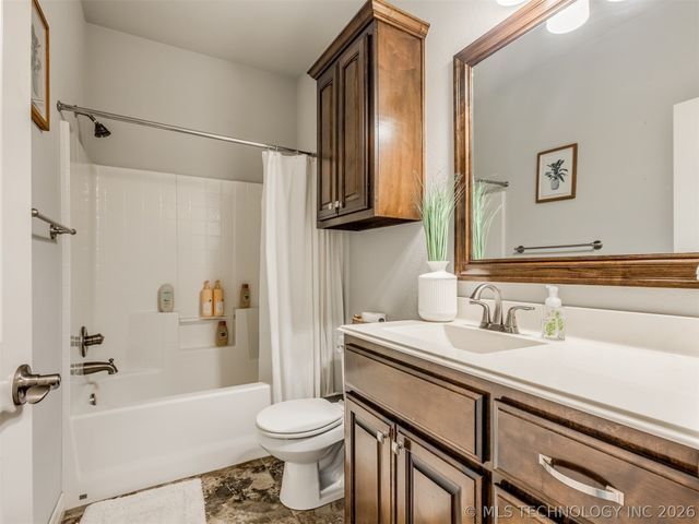 4515 W 93rd Street, Tulsa, OK 74132