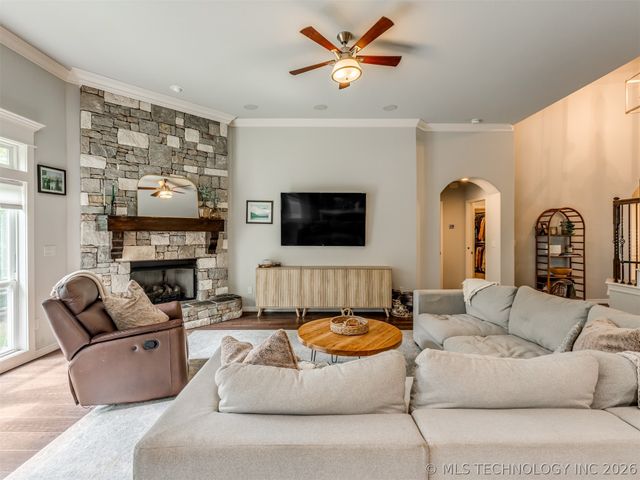 4515 W 93rd Street, Tulsa, OK 74132