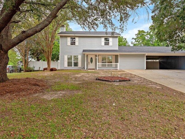 207 NW Candace Ct, Dothan, AL 36301