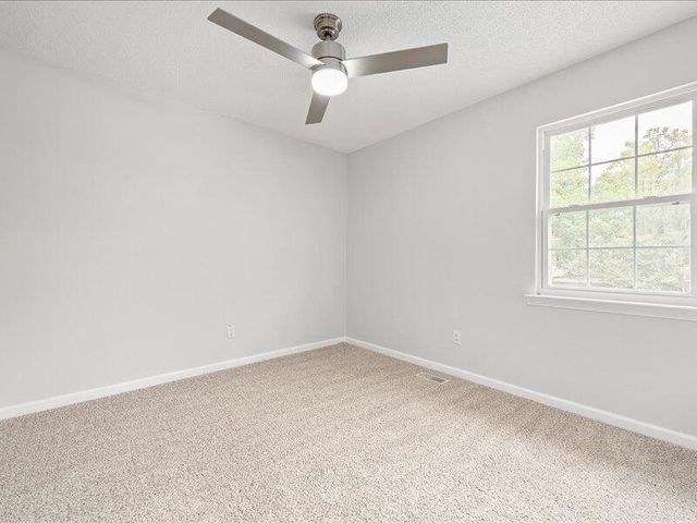 207 NW Candace Ct, Dothan, AL 36301