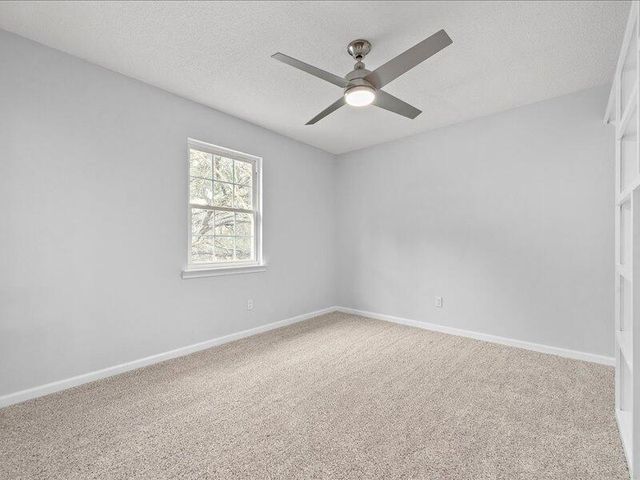 207 NW Candace Ct, Dothan, AL 36301