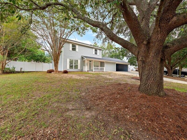 207 NW Candace Ct, Dothan, AL 36301