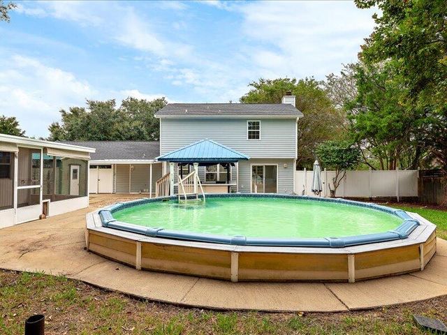 207 NW Candace Ct, Dothan, AL 36301