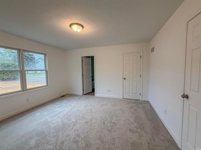 339 W 2nd Street, Anderson, IN 46016