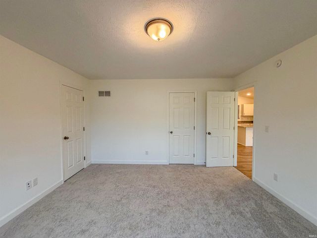 339 W 2nd Street, Anderson, IN 46016