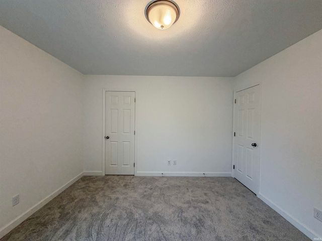 339 W 2nd Street, Anderson, IN 46016