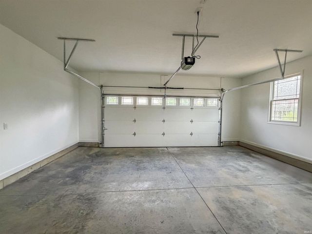 339 W 2nd Street, Anderson, IN 46016