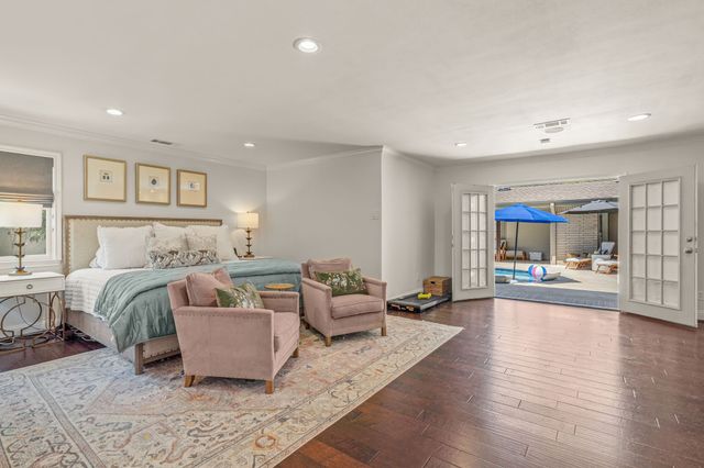 4115 Bellaire Drive S, Fort Worth, TX 76109